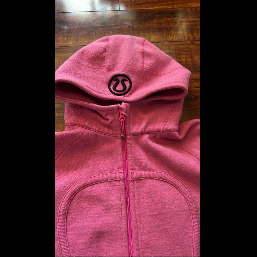 Lululemon sparkle pink scuba
